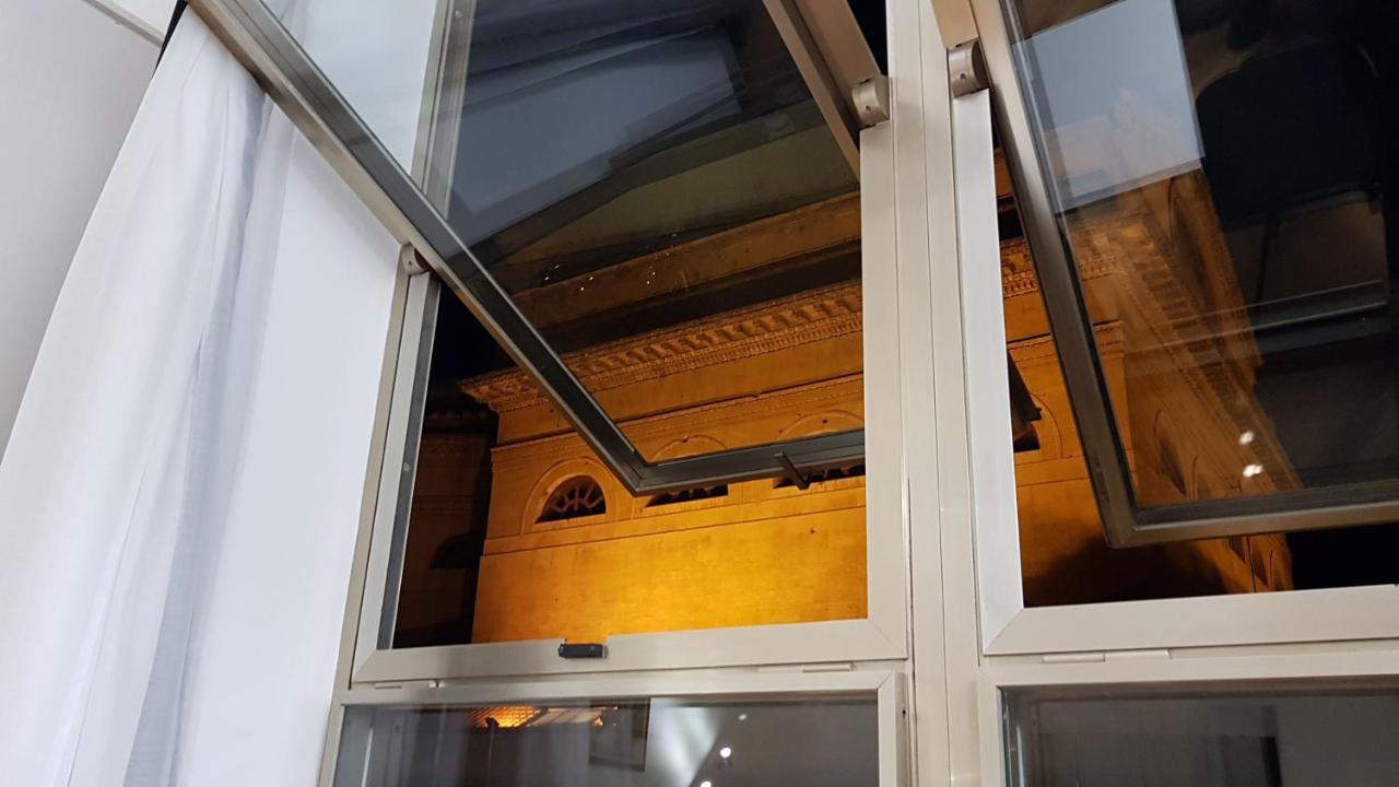 Opera House Bed & Breakfast ปาแลร์โม ภายนอก รูปภาพ